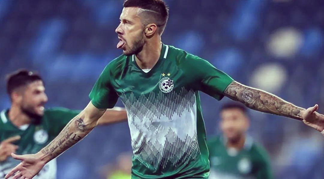 关于巴黎圣日耳曼轻取对手，小组头名前途一片光明的信息