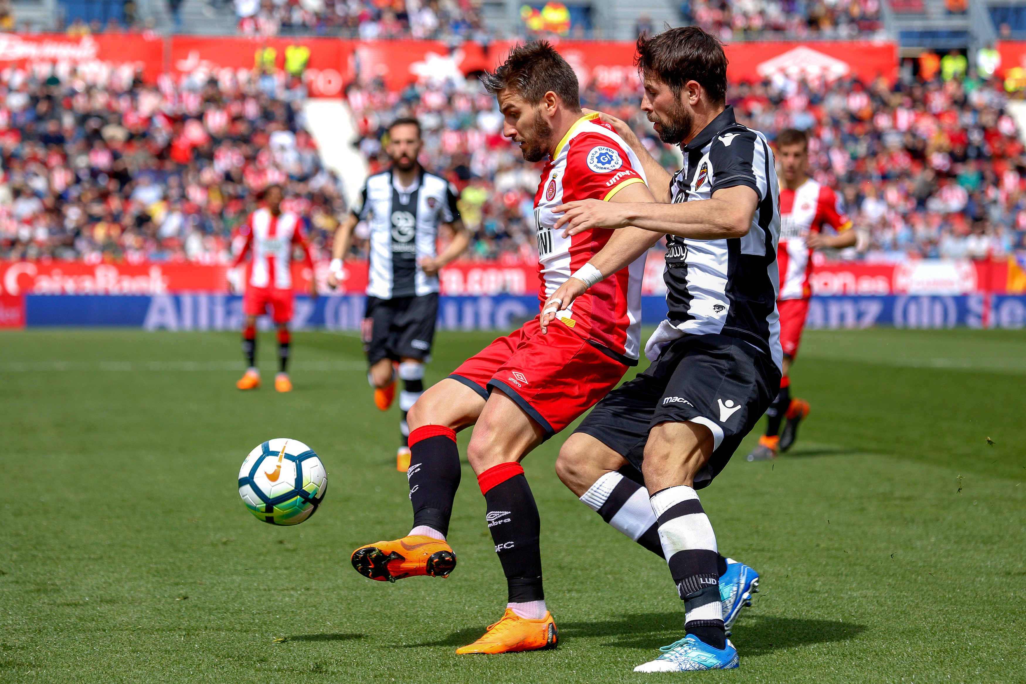 关于赫罗纳再进步，客场战平对手的信息