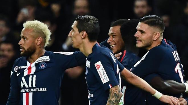 圣埃蒂安阵容完整，艰难战胜对手