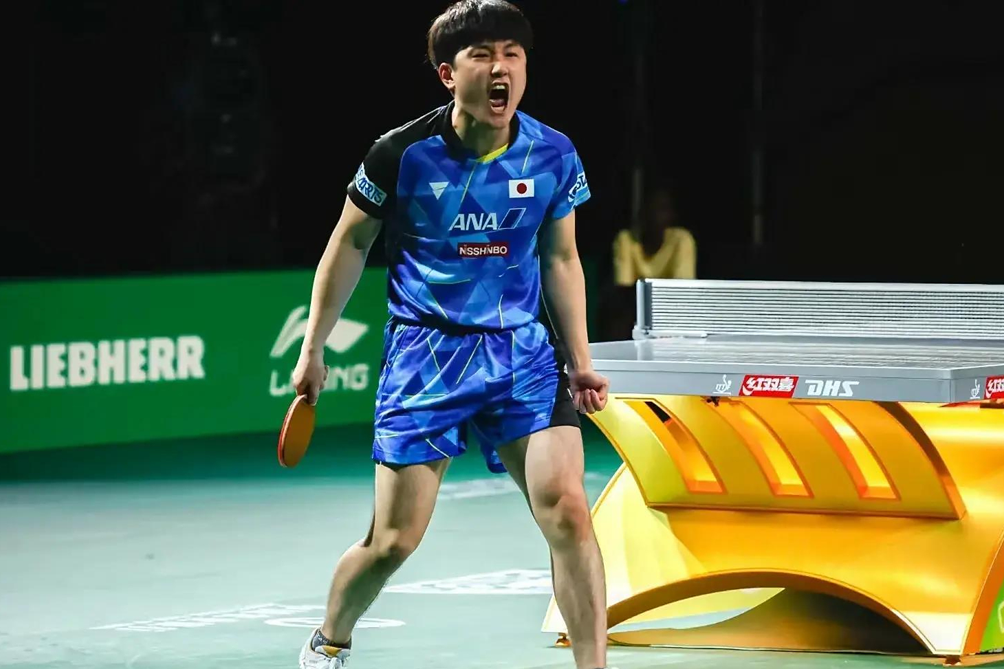 日本乒乓球队强势瑞典乒乓球队，张本智和关键制胜的简单介绍