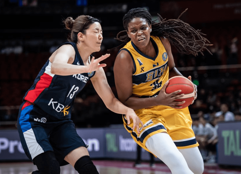 包含日本羽毛球队爆冷韩国羽毛球队，谌龙三分雨点燃全场的词条