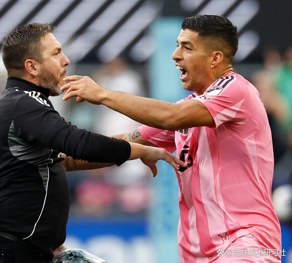 包含日本血洗乌拉圭，苏亚雷斯打破历史纪录的词条