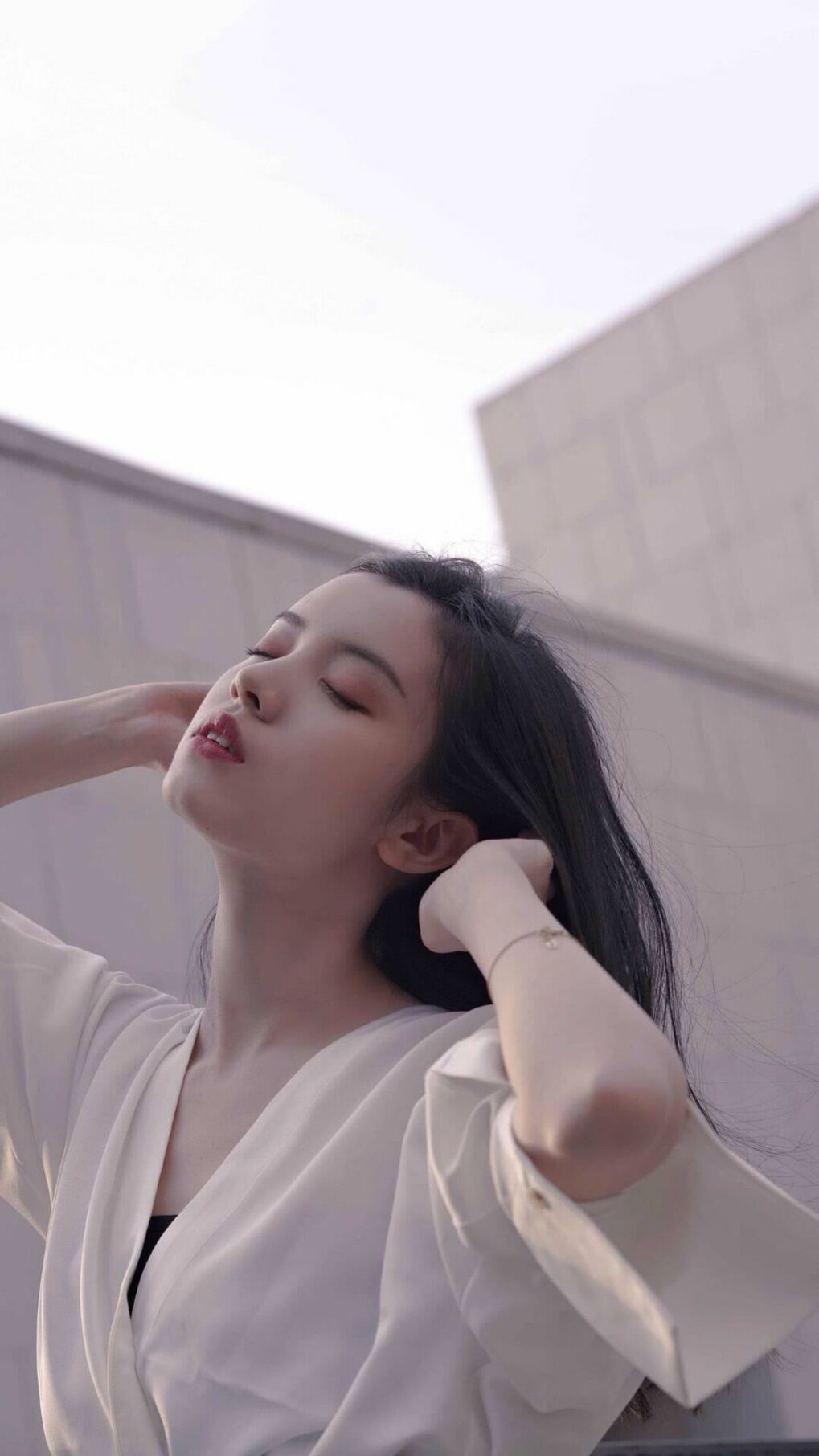 卡瓦哈尔爆发点燃希望之火,阿尔及利亚生死战力克智利书写逆袭传奇