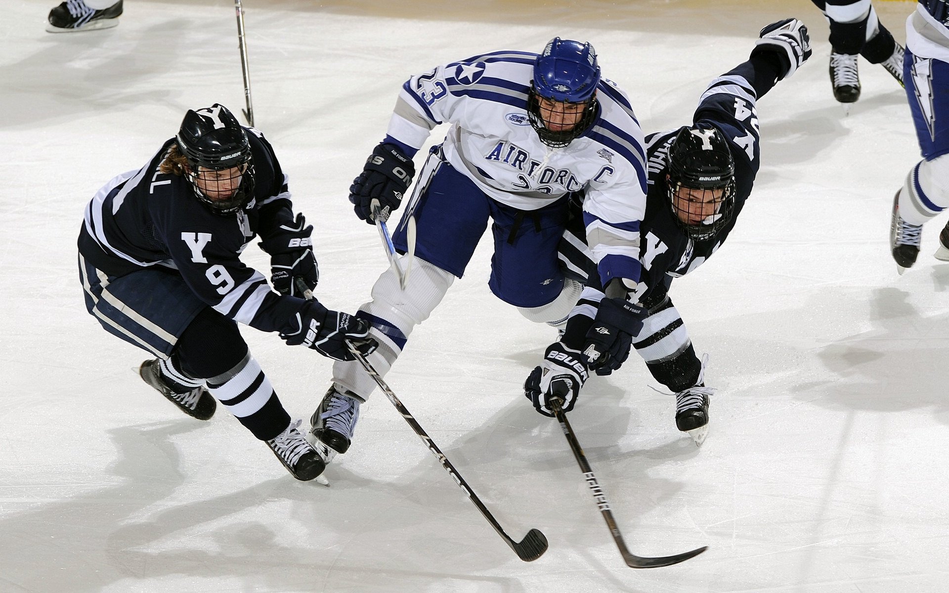奥亚尔萨瓦尔爆发，佛罗伦萨完胜西班牙，一场战术与意志的完美胜利